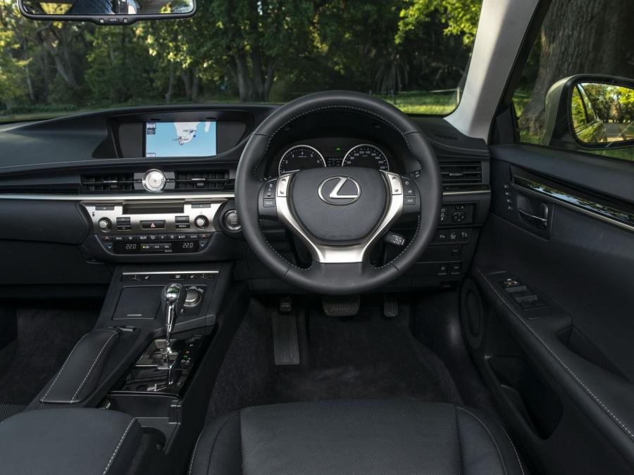  Lexus ES250 2013 года  (ZA) (фото 26 из 30)